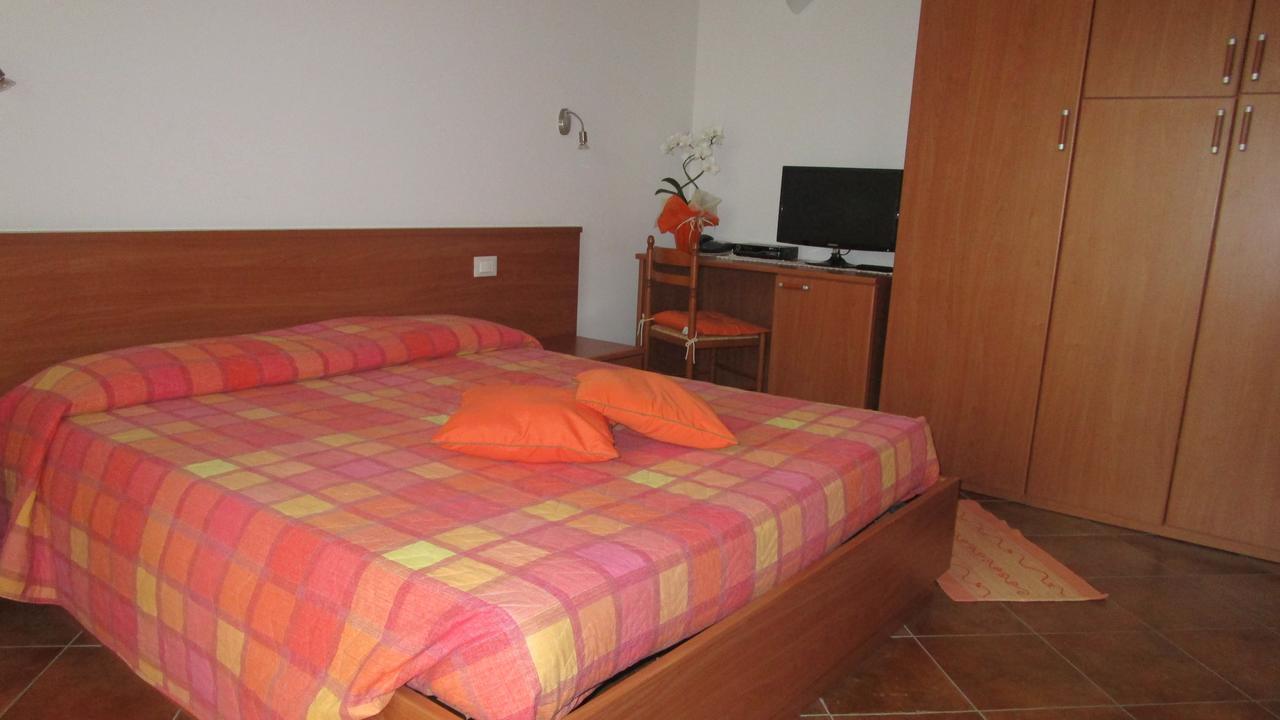 Al Castello Hotel Artegna Szoba fotó