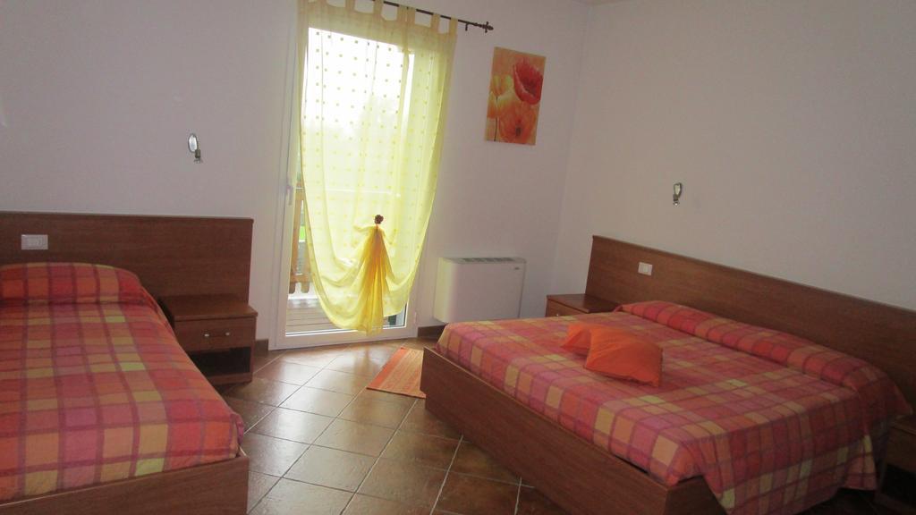 Al Castello Hotel Artegna Szoba fotó